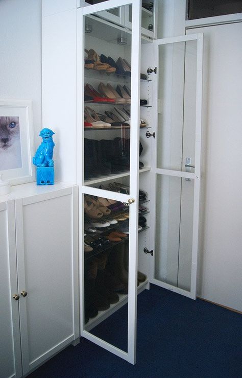 Ikea Closet Design, Diy Kallax, Walk In Closet Ikea, Billy Shoes, Ikea Shoe Storage, Bookshelf Designs, Ikea Closet Hack, Ikea Closet Organizer, Bookcase Hack