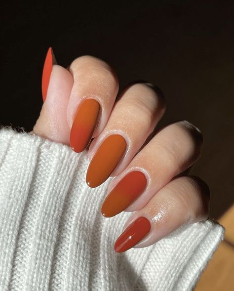 Spice Nails, Autumn Manicure, Orange Nail Designs, Fall Nail Trends, Abstract Nail Art, Cute Nails For Fall, Simple Gel Nails, Matte Nails Design, Fall Nail Art