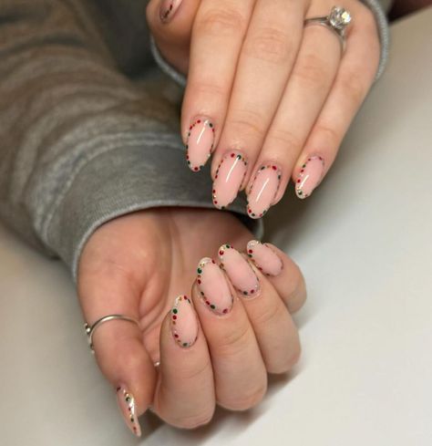 3. Minimalist Holiday Dotted French Manicure Border Nail Designs, Nude Christmas Nails, Nude Nail Ideas, Border Nails, Glitter French Tips, Classic French Manicure, Candy Cane Stripes, Festive Look, Christmas Nail Designs