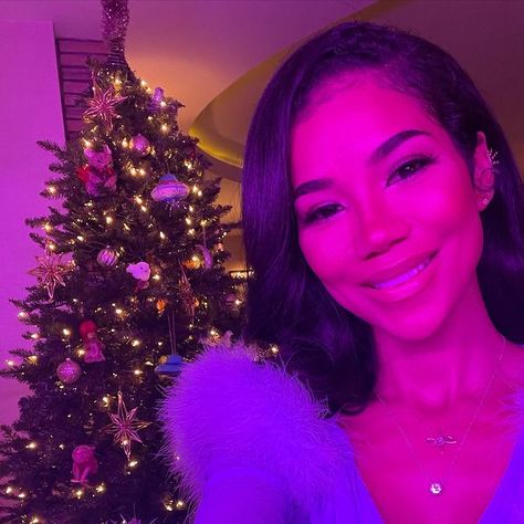 Jhene Aiko Christmas Pfp, Jhene Aiko Christmas, Jhene Aiko Pfp Rare, Jhene Aiko Gif, Jhene Aiko Pfp, Aiko Pfp, Big Sean And Jhene, Jhené Aiko, Christmas Pfp