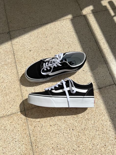 Old Skool Platform Vans Outfit, Platform Vans Outfit, Old Skool Platform Vans, Vans Platform, Platform Outfit, Old Skool Platform, Vans Girl, Platform Vans, Vans Sneakers (men)