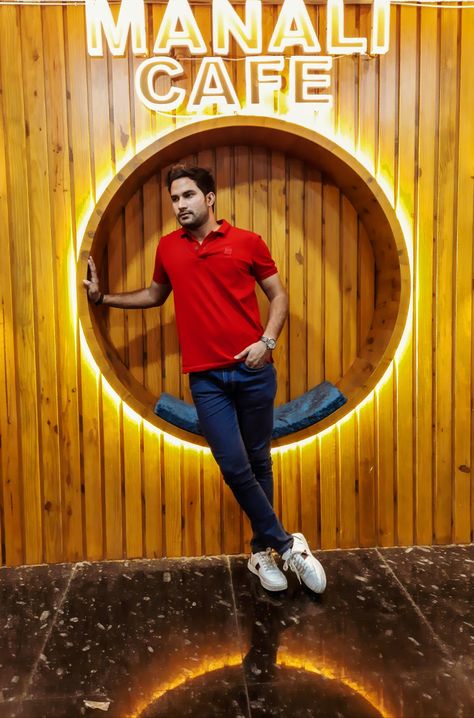 Red Polo T-shirt, blue jeans and white sneakers 👟 follow me on Instagram- mr.shre Men's Poses, Blue Jeans Outfit, Tshirt And Jeans, Tshirt Outfit, Red Polo, Polo T Shirt, Red T Shirt, Male Poses, Red T