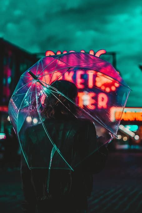 Brick Cobblestone, Seattle Photoshoot, Market Photoshoot, Night Photoshoot, What Do I Wear, Raw Pictures, Pike Place Market Seattle, Sony A7iii, Pike Place Market