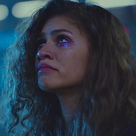 Rue Bennet, Mode Zendaya, Rue Euphoria, Euphoria Vibes, Euphoria Party, Rue Bennett, Euphoria Aesthetic, Best Makeup Looks, Euphoria Makeup