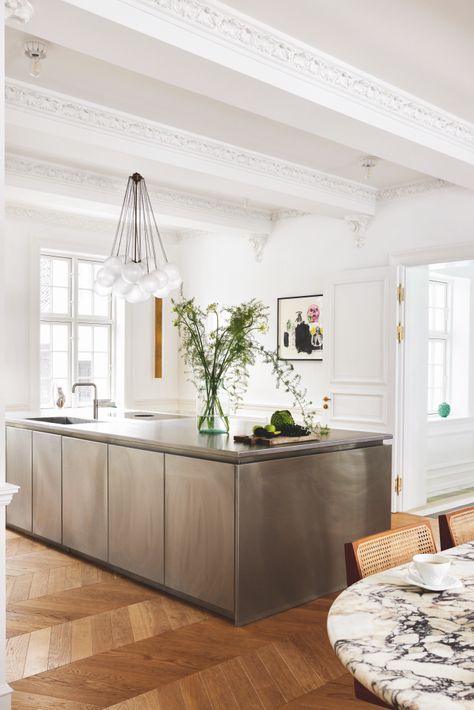 Pernille Teisbaek crafted her dream home from scratch in Copenhagen – Vogue Australia Scandinavian Design House, Stainless Steel Kitchen Design, Pernille Teisbaek, Interior Design Per La Casa, Stainless Kitchen, Design Del Prodotto, Style At Home, Scandinavian Home, Stainless Steel Kitchen