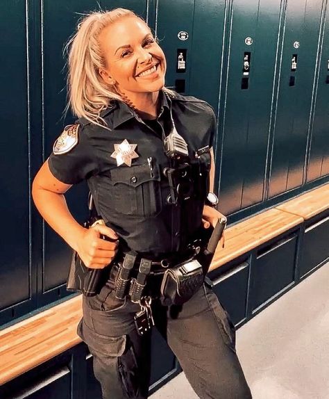 Female Law Enforcement, Police Officer Uniform, Police Lives Matter, Female Police Officers, My Future Job, Female Cop, Police Life, Future Job, Blue Lives