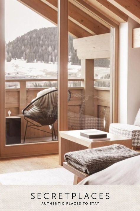 The boutique Hotel Gebhard is a welcoming retreat in the middle of the mountains of Fiss, the sunniest ski resort in Austria's Tyrol. The hotel has 19 rooms and suites in 11 categories, all different but sharing the same design line that combines traditional alpine elegance with modern purism. One of the most outstanding features of this hotel is its restaurant, which offers a different menu in winter and summer, but always makes sure to offer products of the highest quality. Austrian Alps, Aesthetic Places, Luxury Ski, Hotel Staff, Ski Resorts, Hotel Project, Design Line, 9 Hours, The Boutique