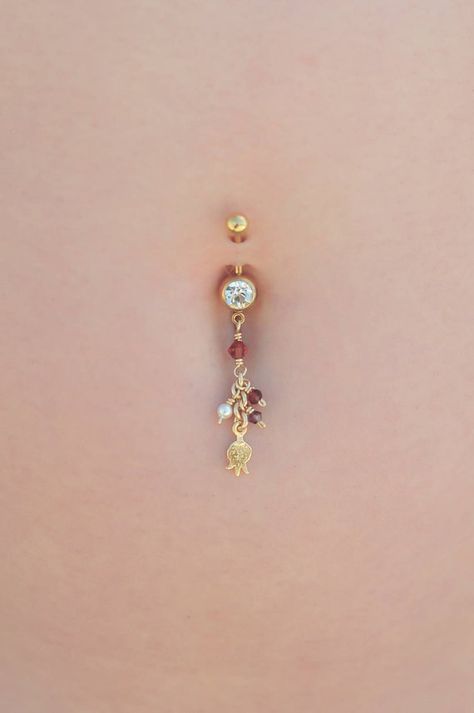 Gold Pomegranate, Unique Belly Rings, Beautiful Warrior, Piercing Navel, Gold Belly Button Rings, Piercing Inspiration, Belly Piercings, Bellybutton Piercings, Belly Button Piercing Jewelry