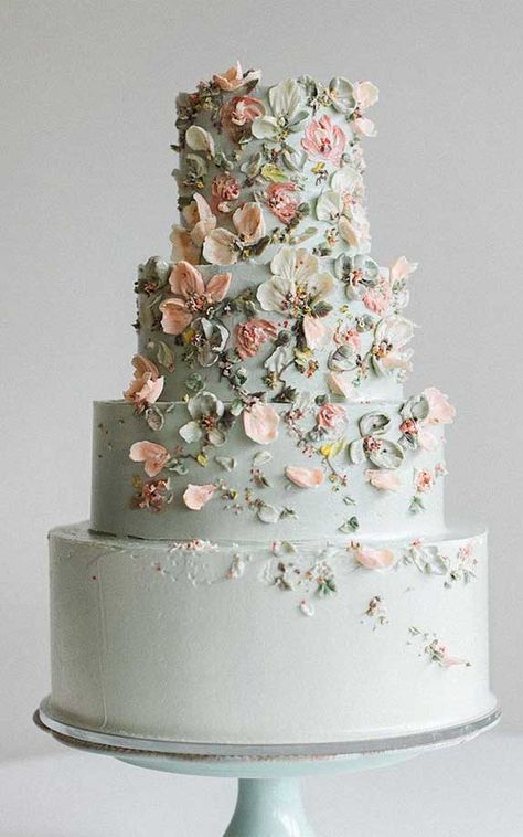 floral painted wedding cake, hand painted wedding cakes, hand painted cakes, watercolor cake painting, hand painted buttercream cakes, floral hand painted wedding cake #weddingcake Floral Cake Designs, Hand Painted Wedding Cake, Painted Wedding Cake, Green Wedding Cake, Hand Painted Cakes, Watercolor Cake, Wedding Cake Photos, Floral Wedding Cake, Floral Wedding Cakes