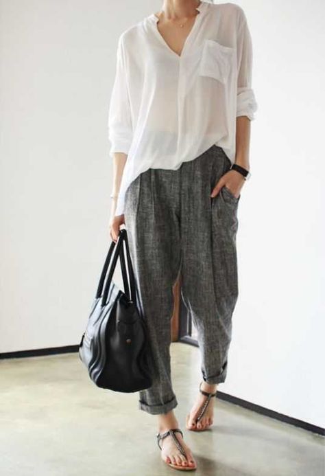 Minimalist Moda, Chic Fall Fashion, Oversized White Shirt, White Shirt Outfits, Moda Chic, Outfit Trends, Comfy Pants, 가을 패션, Chic Woman