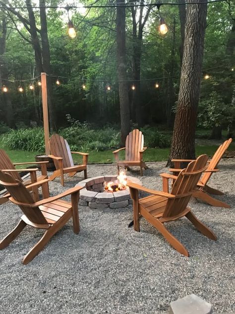 Outdoor Fire Pit Seating, Cottage Backyard, Fire Pit Chairs, Wood Adirondack Chairs, Fire Pit Landscaping, Wood Fire Pit, Cottage Decor Farmhouse, Backyard Fireplace, Fire Pit Seating