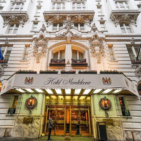 Shhh... New Orleans is sleeping. by hotelmonteleone Stonehenge History, Hotel Monteleone, New Orleans Architecture, Southern Culture, Haunted Hotel, Most Haunted Places, Most Haunted, Beautiful Inside And Out, Haunted Places