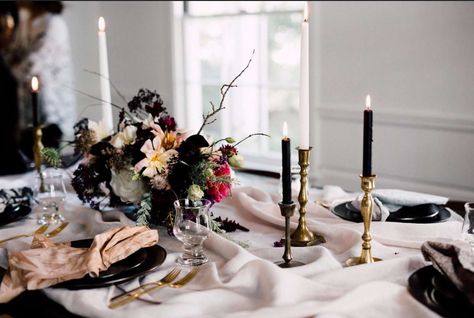 Black Thanksgiving, Thanksgiving Table Inspiration, Emily Henderson Design, Dried Wreath, Girls Brunch, Modern Farmhouse Table, White Pillar Candles, Outdoor Patio Table, Fall Table Decor