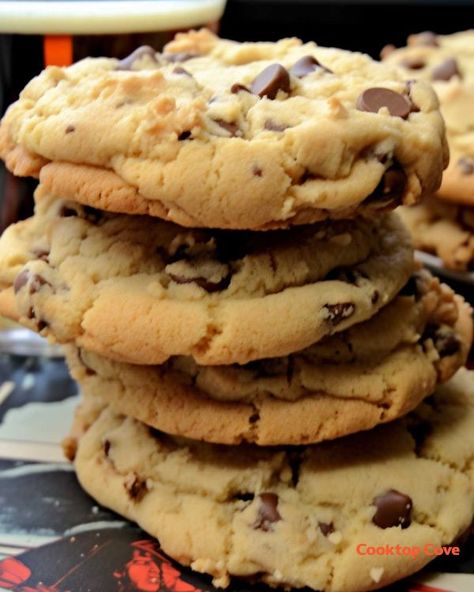 Elvis Cookies, Cooktop Cove, Slice Recipes, Rolo Cookies, Chip Recipes, Cornflake Cookies, Sticky Buns Recipes, Kids Treats, Smooth Peanut Butter