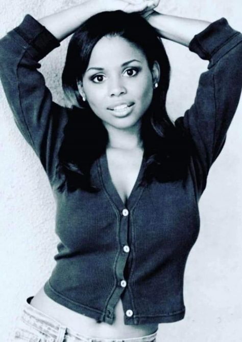 Women Of The 90s, Black Sitcoms, African American Vintage, Michelle Thomas, Cosby Show, Casual 90s, The Cosby Show, Michael Thomas, Black Actresses