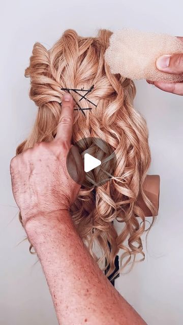 Mark Nelson-Wolter on Instagram: "✨💕 LUXY, UNKEMPT, HAIR GORGEOUSNESS WITH PADDING! HAIR UP DO TUTORIAL @markjohnhair LONDON 💕✨  . . #hairvideo #hairvideos #hairtutorial #hairtutorials #unkempt #boho #bohostyle #texturedhair #texturedupdo #updo #updos #updostyles #updotutorial #bridalhair #bridalhairstyle #bridaljewellery #weddinghair #weddinghairstyles #weddinghairinspo #weddinginspo #hairup #hairreels #réel #reelit #igreels #hairinspo #weddinghairideas #curlyhairstyles #pinkhair" Hair Up Videos, Bride Hair Low Bun, Hair Up Do Tutorial, Up Do Tutorial, Updos For Medium Length Hair Tutorial, Updo Curly Hairstyles, Boho Updo Hairstyles, Unkempt Hair, Long Hair Ponytail Styles