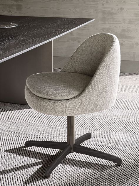 Sendai dining chair, Inoda+Sveje design; #minotti #minotti2022collection #sendai #inodasveje Small Armchairs, Luxury Office Chairs, Modern Desk Chair, Minimalist Chair, Study Chair, Sendai, Small Sofa, Swivel Armchair, Home Office Chairs