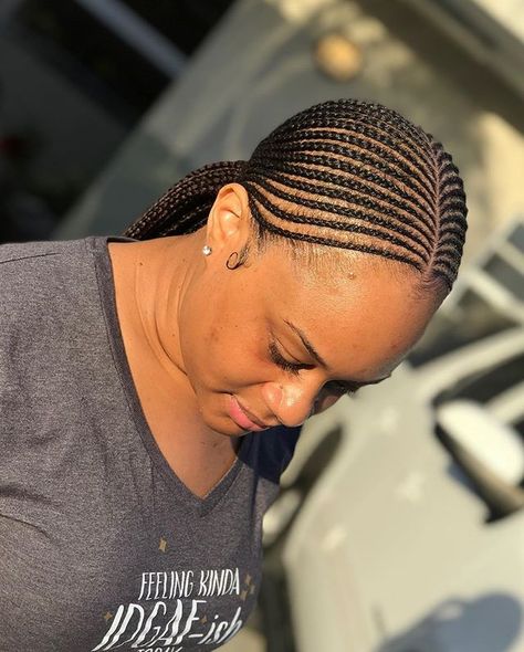 Yeboyebo Hairstyle, Stitched Cornrows, Middle Part Cornrows, Straight Up Cornrows Black Women, Small Lines Hairstyle, Freehand Hairstyle For Black Women, Small Lines Cornrows With Natural Hair, All Back Hairstyles, Block Hairstyle