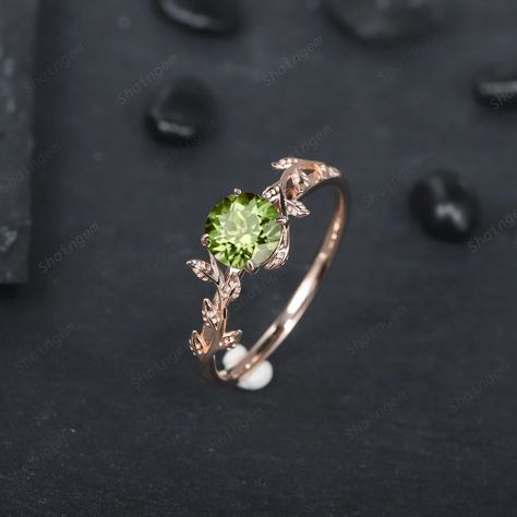 Vintage Round Cut Peridot Solitaire Engagement Ring Leaf - Etsy Peridot Promise Rings, Princess And The Frog Engagement Ring, Peridot Promise Ring, Silver Peridot Ring, Engagement Rings Peridot, Peridot Ring Silver, Princess And The Frog Ring, Peridot Ring Engagement, Boho Chic Engagement Ring