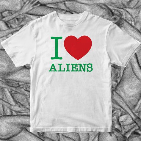 Alien Tshirt, Alien Shirt, Casual Styles, Aliens, Gender Neutral, Casual Fashion, Germany, Room Decor, Ships