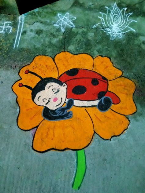 #rangoli#flowers#drawing#design#ladybug Cartoon Kolam Designs, Cartoon Rangoli Designs Easy, Varsha Creation, Bird Rangoli, Cartoons Rangoli Design, Cartoons Rangoli, Cotton Tops Designs, Rangoli Designs Photos, Kolam Design