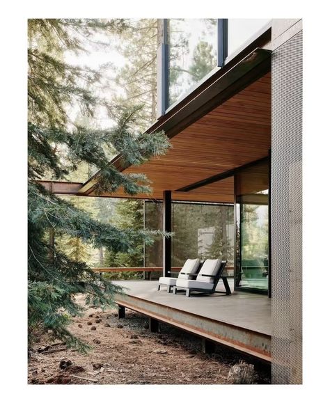 Lakeside House, High Desert Landscaping, Bamboo Fountain, Olson Kundig, Steel Cladding, Tahoe California, Backyard Greenhouse, Internal Courtyard, Clerestory Windows