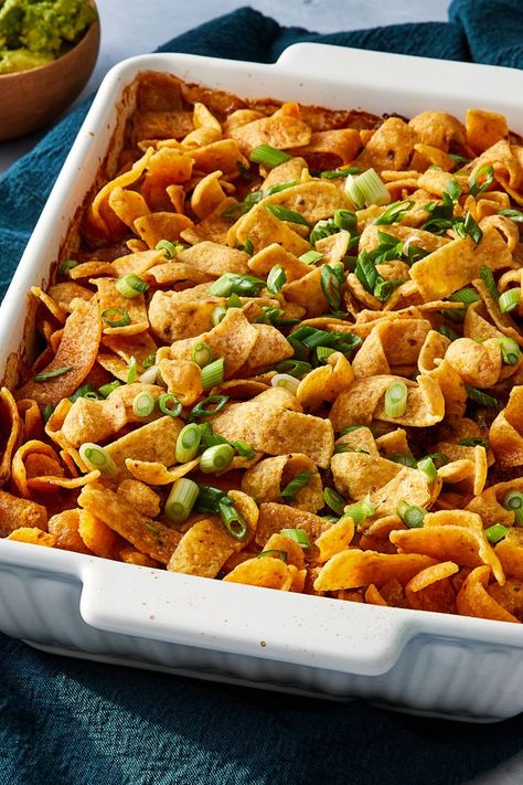 Frito Pie Casserole Frito Pie Casserole, Southwestern Recipes, Frito Pie, Best Casseroles, Tex Mex Recipes, Dinner Entrees, Easy Casserole Recipes, Easy Casserole, Mexican Food Recipes Authentic