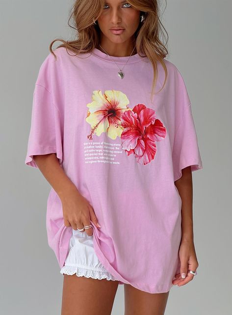 Graphic tee Drop shoulder, crew neckline Good stretch, unlined Princess Polly Lower Impact 60% reclaimed cotton 40% reclaimed polyester Cold hand wash Tops For Summer, Flower Letter, Flower Letters, Top Streetwear, Floral Outfit, Autumn Style, Streetwear Y2k, Solid Clothes, Oversized Tee