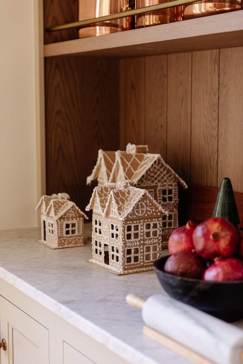 Gingerbread Street, Faux Gingerbread House, Diy Gingerbread House, Faux Gingerbread, Cardboard Gingerbread House, Ginger Bread House Diy, Diy Gingerbread, Gingerbread Diy, Gingerbread Christmas Decor