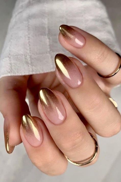 Indian Wedding Nail Art Designs, Beige And Gold Nails, Bridal Nails Wedding Indian, Indian Wedding Nails, Golden Nails, Chrome Nails Designs, October Nails, Ombre Nail Designs, Winter Nail Designs