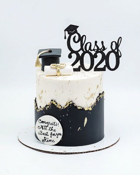 Simple Graduation Cakes, Congrats Cake, High School Graduation Cakes, Christmas Cake Decorating, Graduation Cake Designs, Graduation Treats, Cake For Boyfriend, Graduation Party Cake, Grad Cake