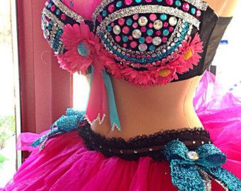 Decorated Bras, Edc Vegas, Rave Costume, Crystal Bra, Edm Festival Outfit, Dancing Costumes, Rave Costumes, Rave Bra, Festival Costumes