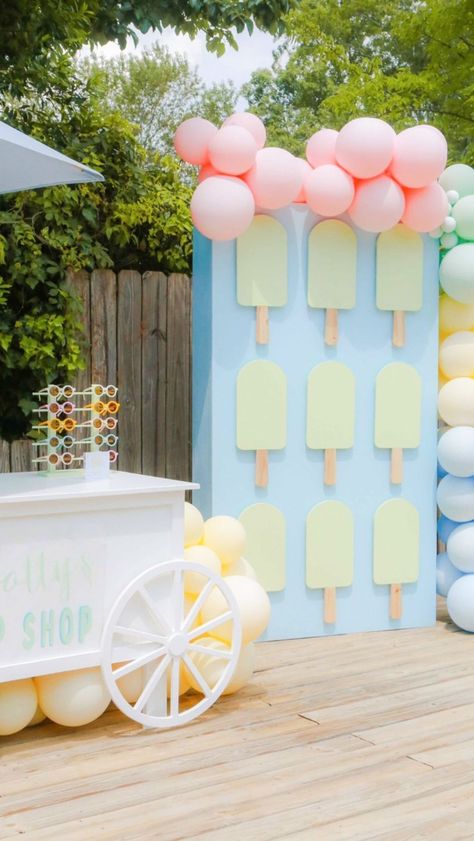 KATIE CORLEY (@katiecorleyart) posted on Instagram: “Scotty’s Pop Shop! The cutest party for the Summer. Maci and her planner did such a wonderful job incorporating the details and colors of…” • Jun 29, 2022 at 2:12pm UTC Popsicle Balloon Garland, Popsicle Balloon Arch, Cabana Party, Summer Party Backdrop, Ice Cream Photo Backdrop, Popsicle Backdrop, Popsicle Party Decorations, Popsicle Birthday Party, Summer 1st Birthday Party Ideas