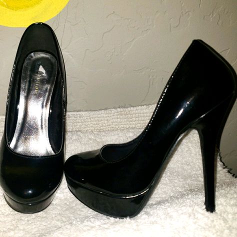 New Black Patent Leather Platform High Heel Pumps Sz 5.5 Never Worn Hot Heels, Platform High Heels, Heel Pumps, High Heel Pumps, Black Patent Leather, Pumps Heels, New Black, High Heel, Patent Leather