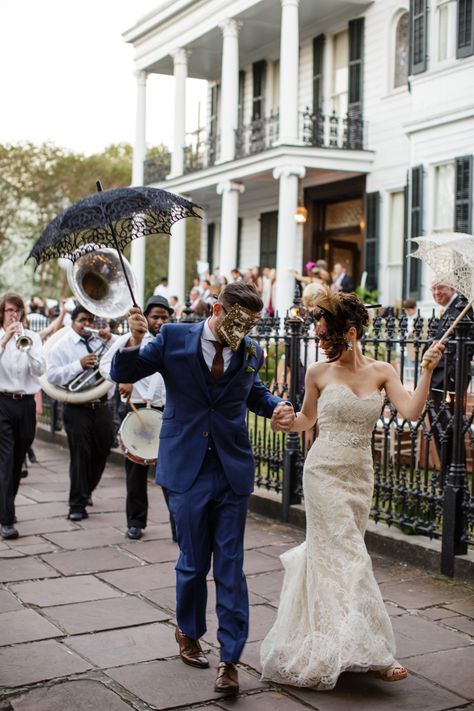 Photography: http://www.stylemepretty.com/portfolio/koby-brown-photography | Wedding dress: http://www.stylemepretty.com/portfolio/marisa-bridals | Read More: https://www.stylemepretty.com//www.stylemepretty.com/vault/image/1925066 Mardi Gras Wedding Theme, Wedding Parade, Mardi Gras Wedding, Disney Princess Wedding, Wedding Fotos, Masquerade Wedding, Nola Wedding, Louisiana Wedding, New Orleans Wedding