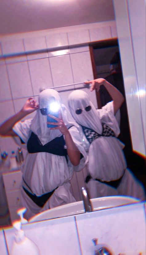 Ghost photoshoot in a bikini 👙👻 #bff #goals #bikinighost #bffgoals #aesthetic #friendship #friendshipgoals #summer #instagram Ghost In Bikinis Costume, Matching Ghost Face Costumes, Bff Photoshoot Poses Funny, Cute Halloween Pictures Friends, Matching Costumes For Friends, Bff Matching Costumes, Two Halloween Costumes Friends, Bff Matching Halloween Costumes, Ghost Outfit Aesthetic