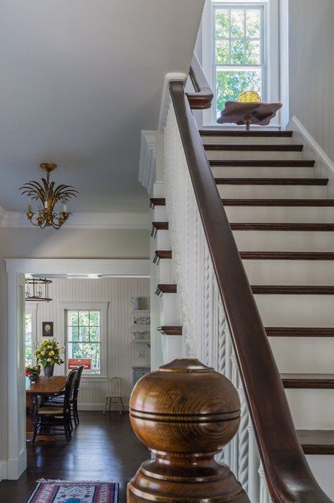 Colonial House Staircase, Vintage New England Home, Modern New England Home Interiors, New England Lifestyle, New England Interior Design Style, New England Home Aesthetic, New England Cottage Interiors, White And Wood Staircase, New England Colonial Interior