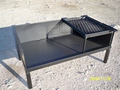 Dutch Oven Table, Campfire Grill, Small Grill, Dutch Oven Camping, Open Fire Cooking, Dutch Oven Cooking, Dutch Oven Recipes, Fire Cooking, Welding Table