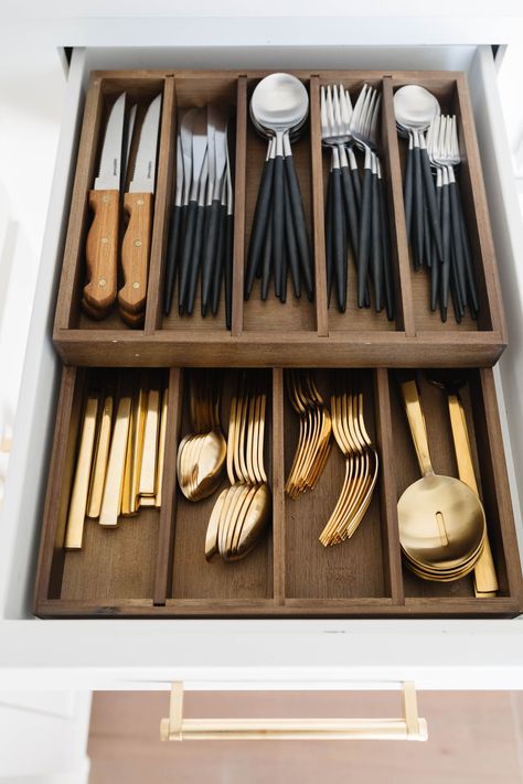 Flatware Organization, Flatware Drawer, Kitchen Drawer Organizers, Utensil Drawer Organization, Silverware Drawer, Silverware Organization, Cutlery Drawer, Flatware Organizer, Modern Flatware