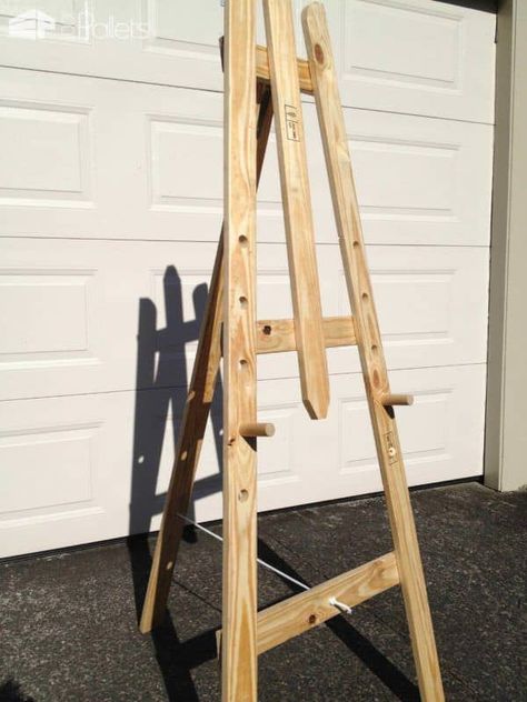 Painters Easel, Diy Easel, Pallet Home Decor, Pallet Walls, 1001 Pallets, Art Studio Design, Artist Easel, Wood Easel, Art Easel