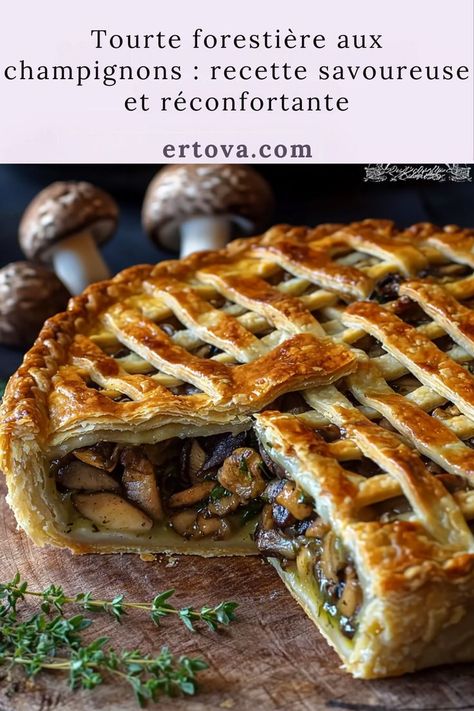 Tourte forestière aux champignons, avec une pâte dorée et une garniture crémeuse de champignons, servie sur une assiette rustique. Pies & Tarts, Food Lists, Wordpress Blog, Diner, Tart, Toast, Good Food, Read More, Pie