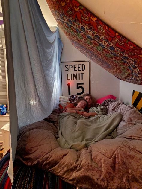 bed nest and fort with your significant other <3 Pillow Fort On Bed, Pillow Nest Aesthetic, Fort In Bedroom, Nest Bed Human, Blanket Nest Aesthetic, Fort Over Bed, Cozy Nest Bed, Under Bed Hideout, Hiding Spots In Bedroom