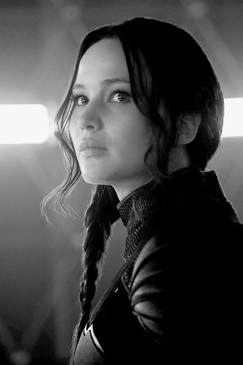 Mockingjay Die Tribute Von Panem, The Mockingjay, Real Or Not Real, The Hunger Games Catching Fire, Hunger Games 3, Hunger Games Series, Hunger Games Catching Fire, Hunger Games Trilogy, Katniss Everdeen