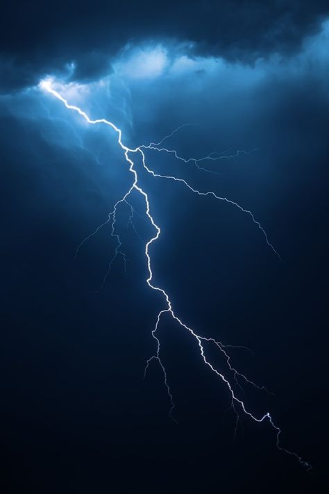 The storm is so peaceful Lightning Photos, Lightning Photography, Blue Aesthetic Dark, Light Blue Aesthetic, Blue Wallpaper Iphone, Blue Aesthetic Pastel, Thunder And Lightning, Lightning Storm, Dark Sky