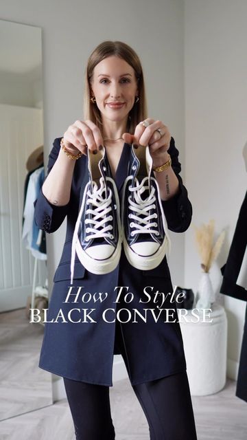 Charlotte | Everyday Style Made Simple 🤍 on Instagram: "Black Converse Outfits 🖤 - Vol. 1 STYLING THE CLASSICS! (How to style converse tips in caption👇🏼) I am starting a new classic fashion series on ways to wear key items in a timeless style wardrobe, which I think every woman should own. Starting with black converse chuck70 high tops. My tips for making a black converse outfit chic are to: 1. JEANS AND TROUSERS - When wearing converse chucks with jeans and trousers opt for straight leg or Straight Jeans Converse Outfit, Black Converse Hightops Outfit, Formal Converse Outfit, Black Converse Outfits Women, Black Converse Work Outfit, Low Chucks Outfit, Converse Black High Tops Outfit, Style Black Converse High Tops, Black Jeans And Converse Outfit