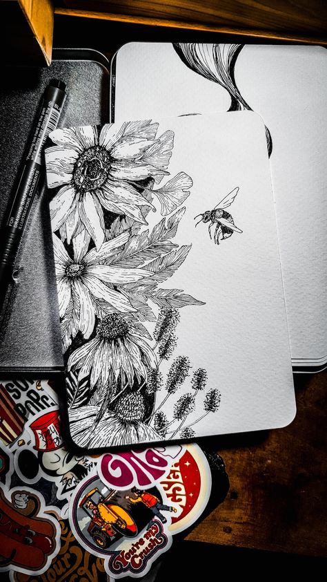 Fineline Flower Drawing, Modern Art Sketch, Sketchbook Art Inspiration Pencil Nature, Fine Pen Art Drawing, Flowers Pen Drawing, Micron Pen Art Flowers, Pen Art Landscape, Pen Art Work Illustrations, Ink Sketches Sketchbooks