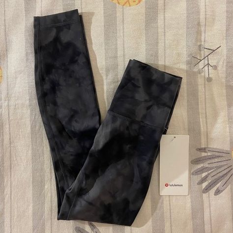 Lululemon Diamond Dye Wunder Train Leggings Diamond Dye Lululemon Outfit, Diamond Dye Leggings, Lululemon Diamond Dye, Lulu Lemon Outfits, Baileys Christmas, Lulu Lemon Pants, Clothes Nike, Birthday 13, Clothes Teen