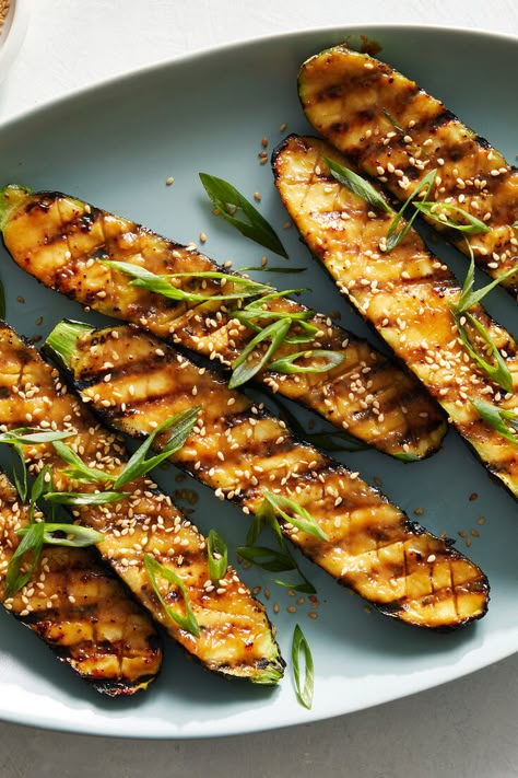 Miso Glaze Recipe, Marinated Grilled Vegetables, Vegetarian Grilling Recipes, Vegetarian Grilling, Miso Glaze, Cooking For A Group, Grilled Halloumi, Grilled Tofu, Grilled Zucchini