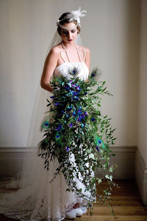 Peacock Wedding Dresses, Vintage Bridal Bouquet, Greenery Wedding Bouquet, Peacock Wedding Theme, Purple Wedding Flowers, Feather Wedding, Peacock Wedding, Vintage Wedding Decorations, Lace Bridal Gown