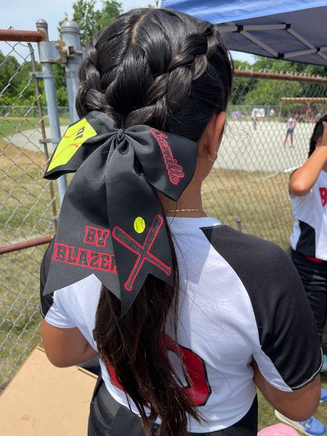 softball, hairstyles, cute, bow, dutch braid, braid, hair Sports Day Hair, Softball Braids, Hair Staly, Volleyball Hair Bows, Softball Hair Bows, Softball Hair, Track Hairstyles, Two Braid Hairstyles, Hairstyles Cute